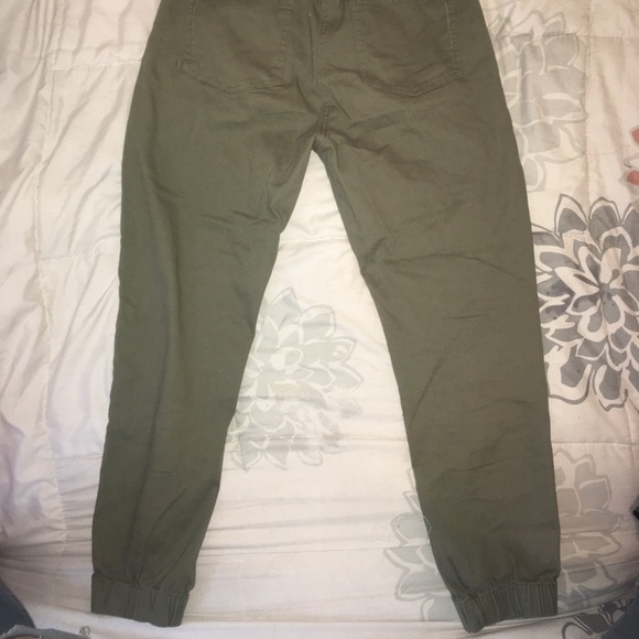 Pleated cargo pants - Picture 3 of 3